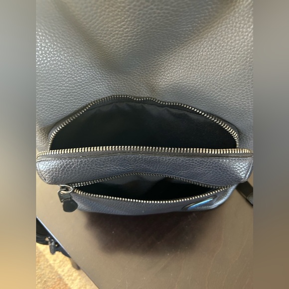 Like new Coach backpack - Picture 6 of 6